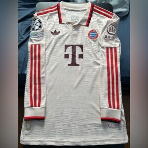 2024/25 Bayern Munich Long Sleeve Third Kit w/ Olise #17